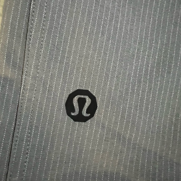 Men’s Lululemon Shorts - Picture 4 of 8